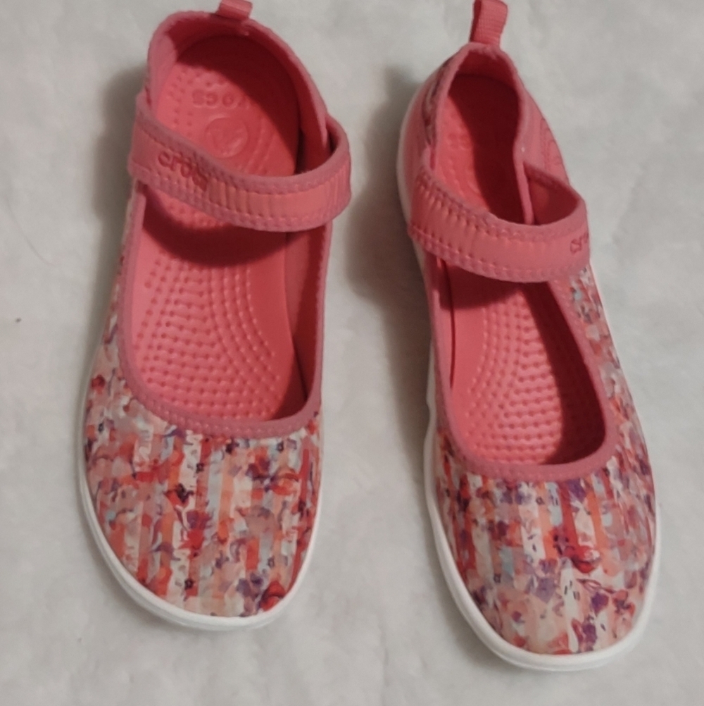 Crocs shoes for girls size 3